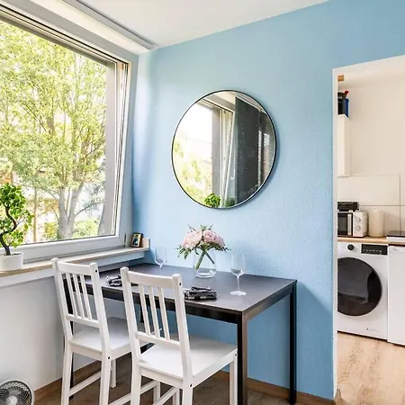 - Heavenly Apartment In The Heart Of Duisburg - 2 Mins Hbf Central Station - Big Tv & Working Space & Netflix - Esterno foto